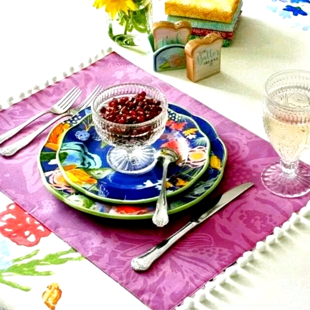 NWT Pioneer Woman Celia Pom Pom Placemat Reversibl